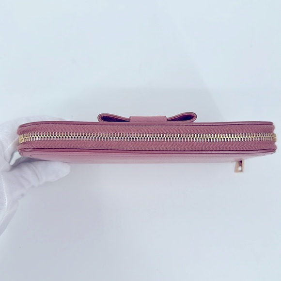 Authentic Prada Saffiano Vernice Leather Bow Zip Wallet-Pink - Picture 7 of 14